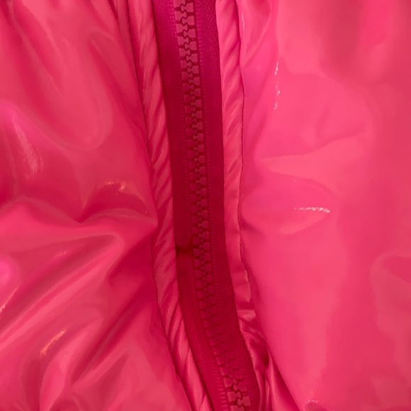 Hot pink crop puffer - Picture 2 of 4